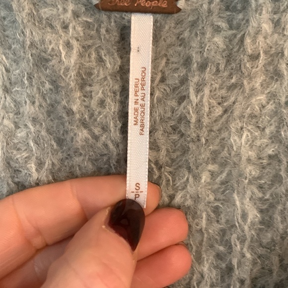 Free People Moonbeam V neck sweater-size Small-gray - Picture 7 of 8